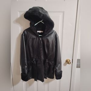Women's Size Medium Black Wilson Leather Coat With Faux Fur Throughout
